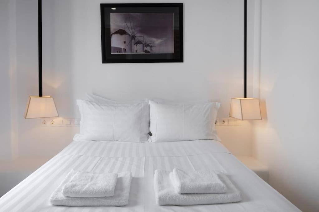 Luxury Apartment Center Of Mykonos Town - Sleeps 4 Exterior photo